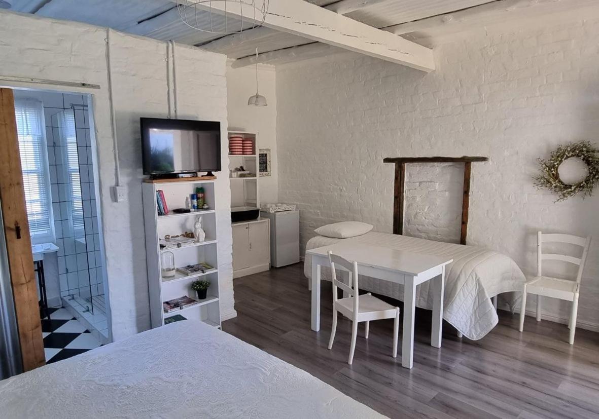 Rietjiesbos Self Catering Hotel Graaff-Reinet Екстериор снимка