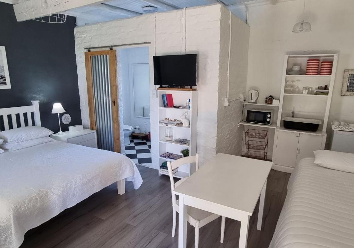 Rietjiesbos Self Catering Hotel Graaff-Reinet Екстериор снимка
