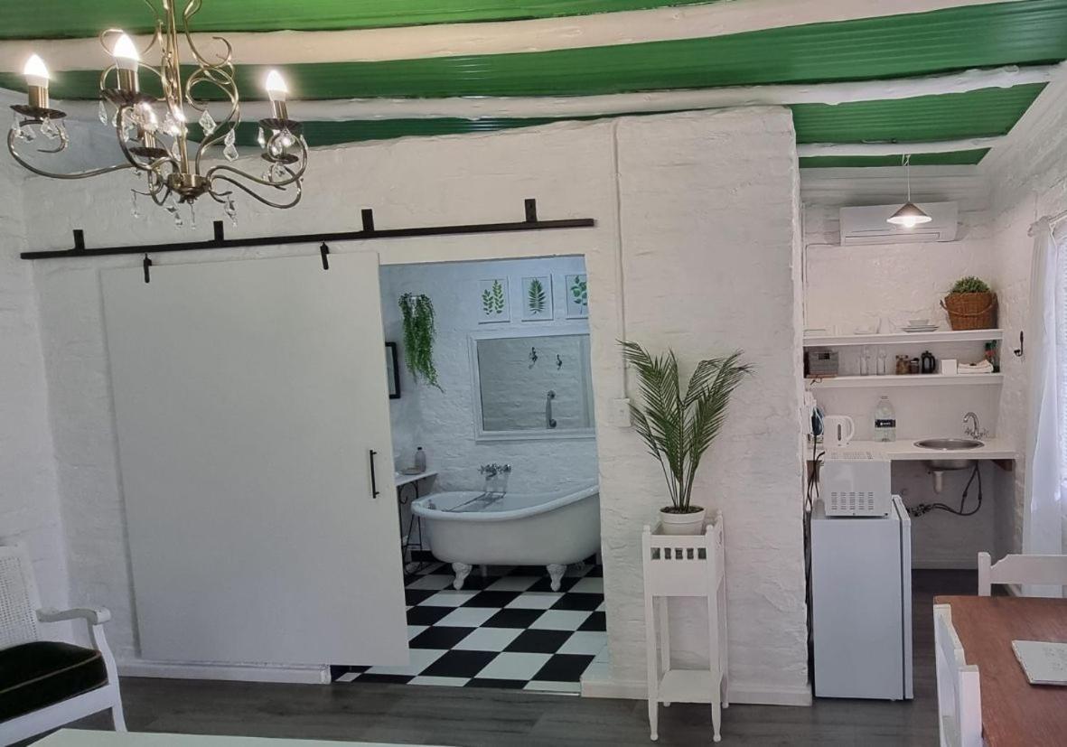 Rietjiesbos Self Catering Hotel Graaff-Reinet Екстериор снимка
