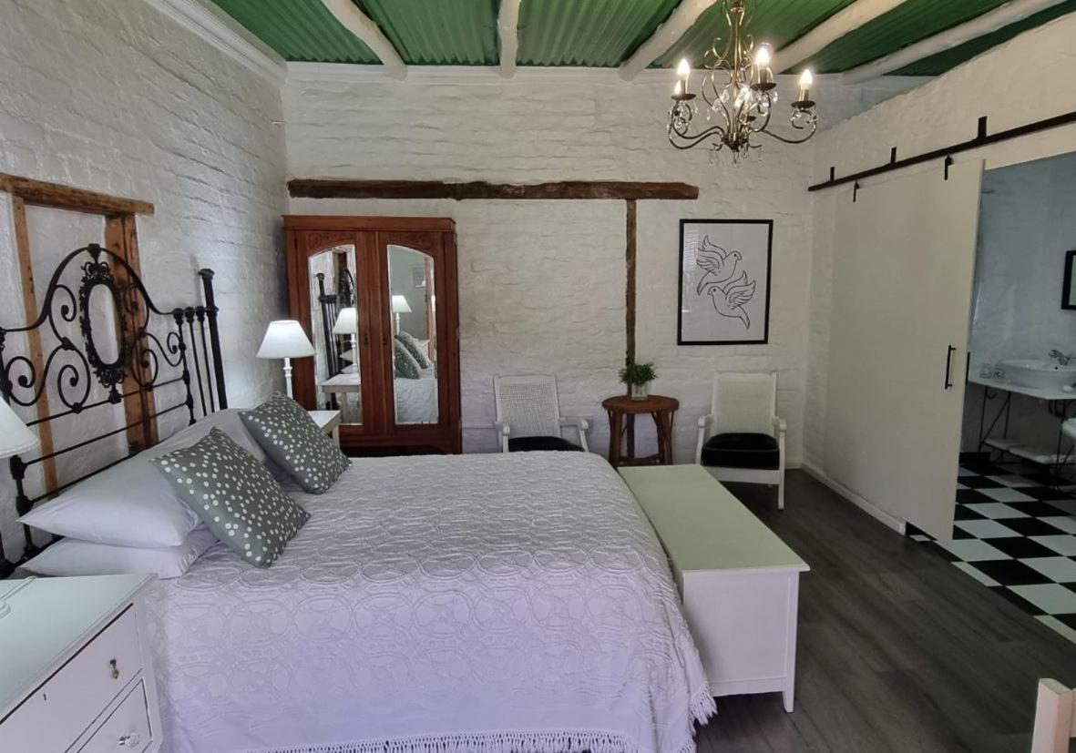 Rietjiesbos Self Catering Hotel Graaff-Reinet Екстериор снимка