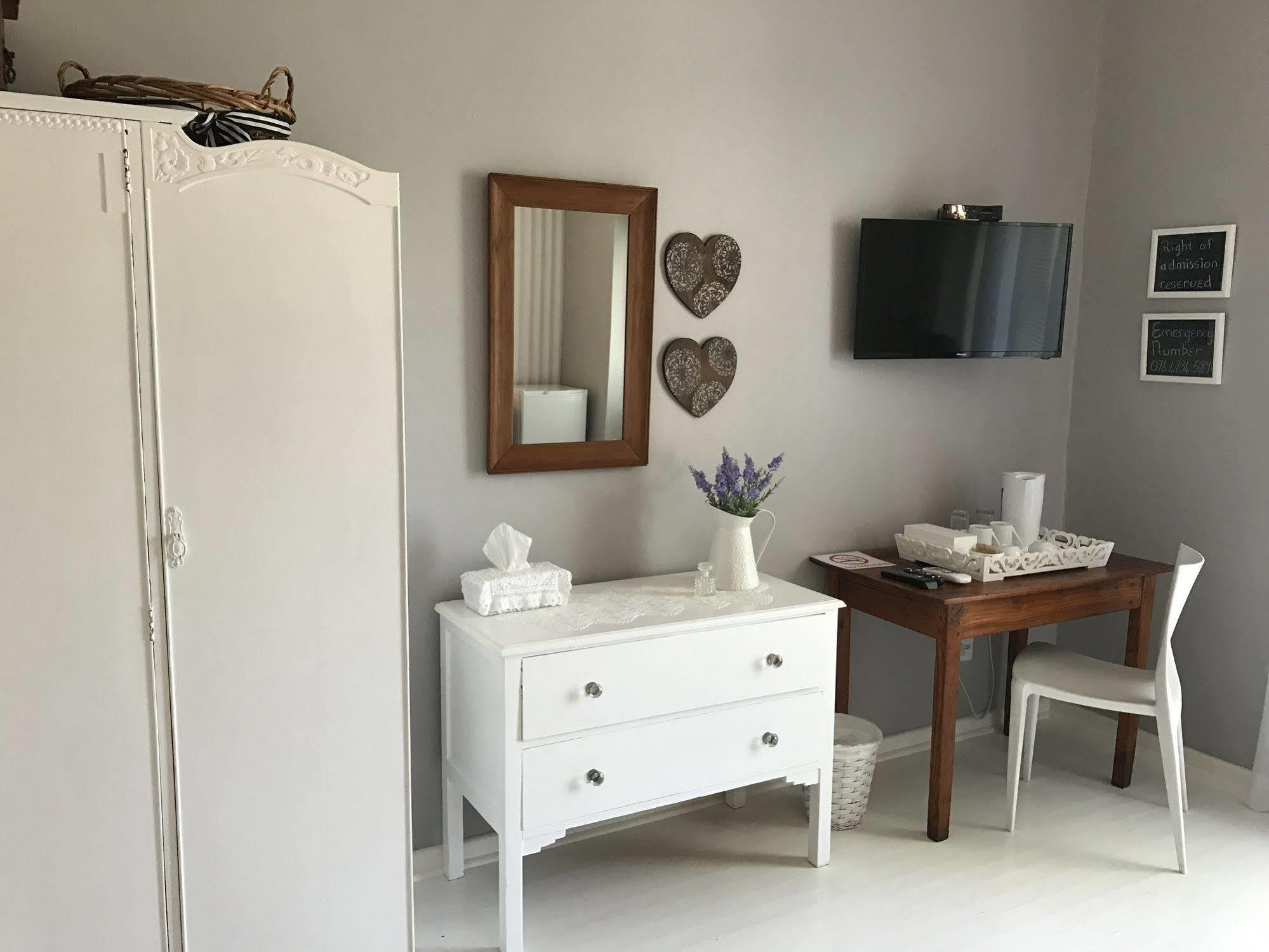 Rietjiesbos Self Catering Hotel Graaff-Reinet Екстериор снимка