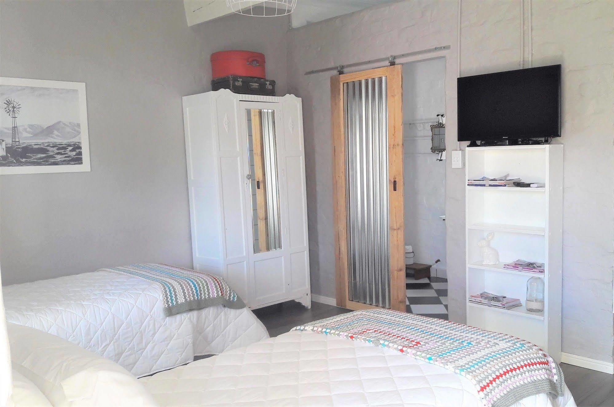 Rietjiesbos Self Catering Hotel Graaff-Reinet Екстериор снимка